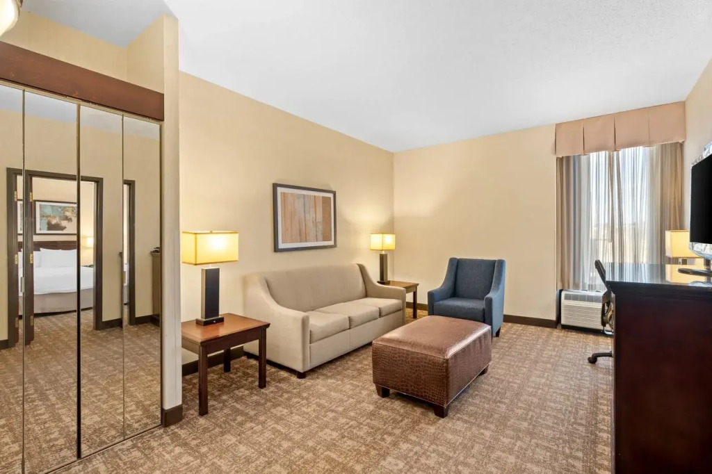 Prado Hotel by Choice Hotels