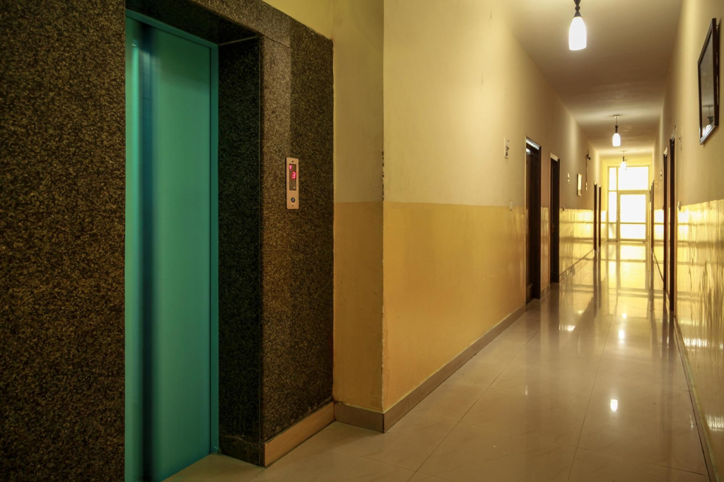 Hotel Neeraj Bhawan