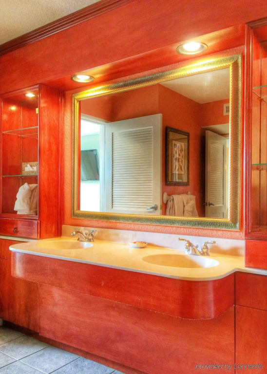 Palm Beach Shores Resort and Vacation Villas