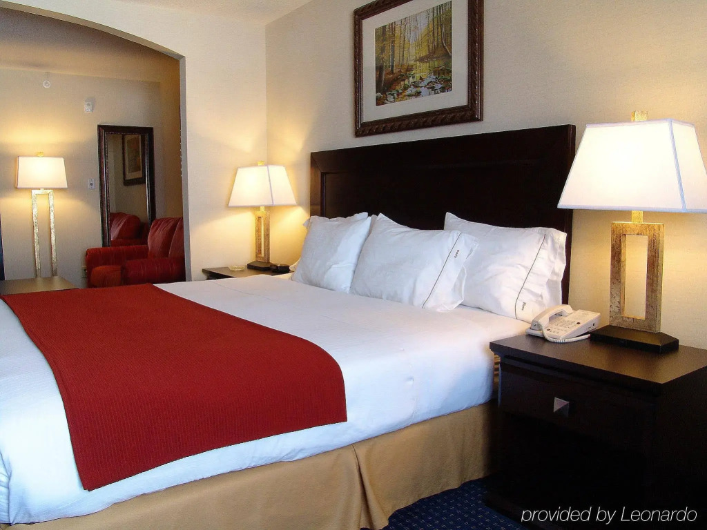 Holiday Inn Express Hotel & Suites-Hinton by IHG