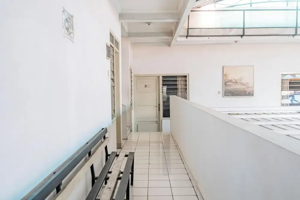 Collection O Hotel Sanira