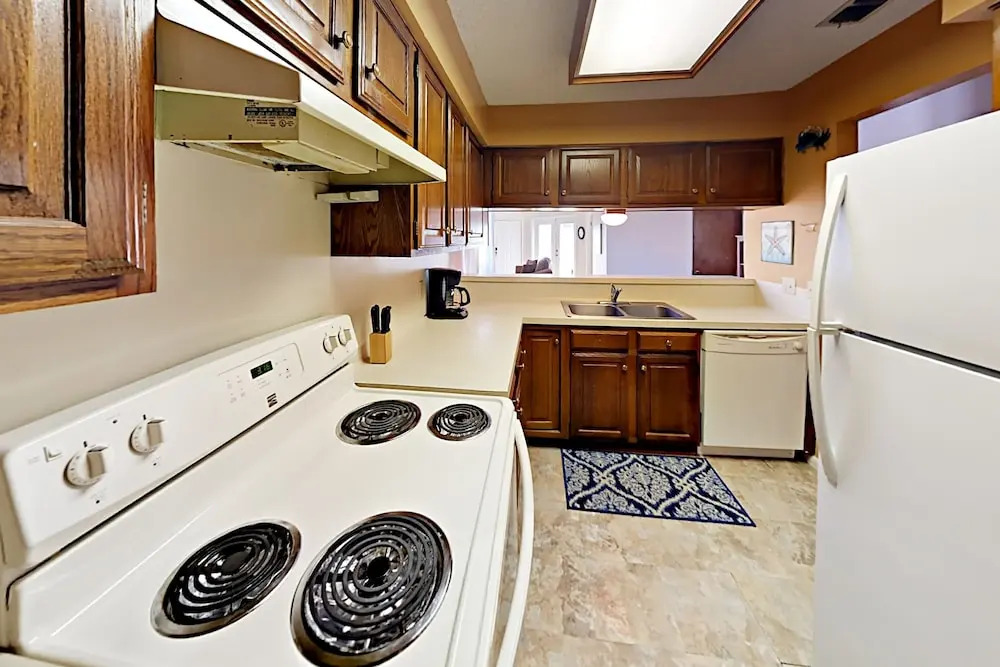 Fortuna Bay 10 - Two Bedroom Condo