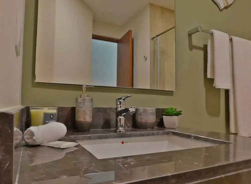 1 Br Apartment W-jungle View - Top Lx Amenities