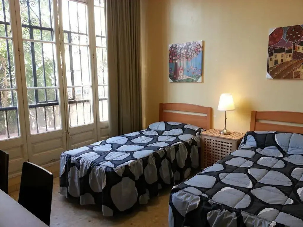 Barcelona Housing recommend for Students