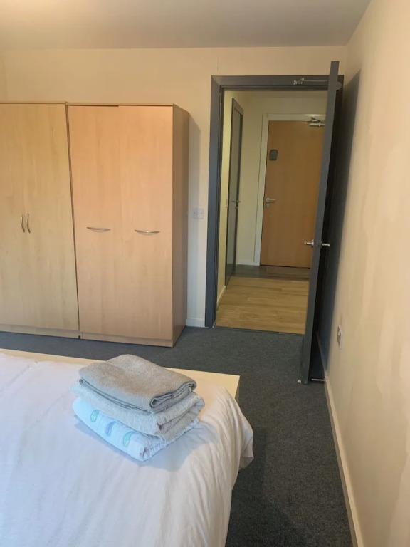Luxury Stay With Sauna, Gym, and Pool in Leicester