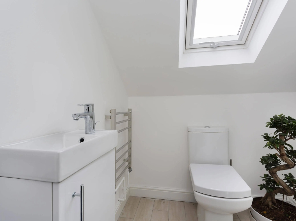 Veeve  5 Bed Home On Ruskin Avenue Kew
