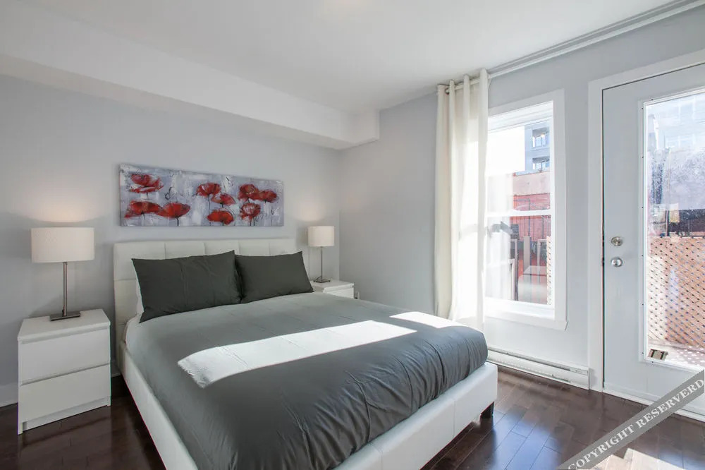 3 bedrooms 2 bathrooms Mont-Royal Apartment by Lux Montreal Vacations Rentals