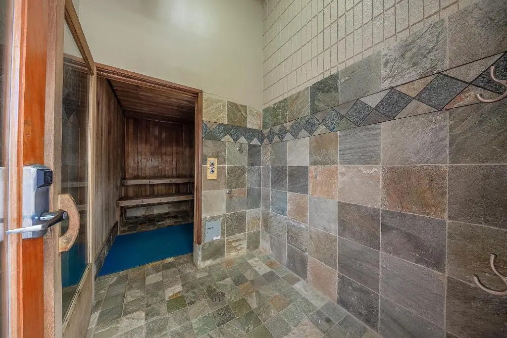 445 Seaside Ave #2703