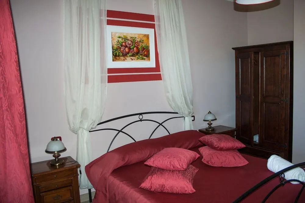 B&B FONTERONCONE di KRYVUTA OKSANA