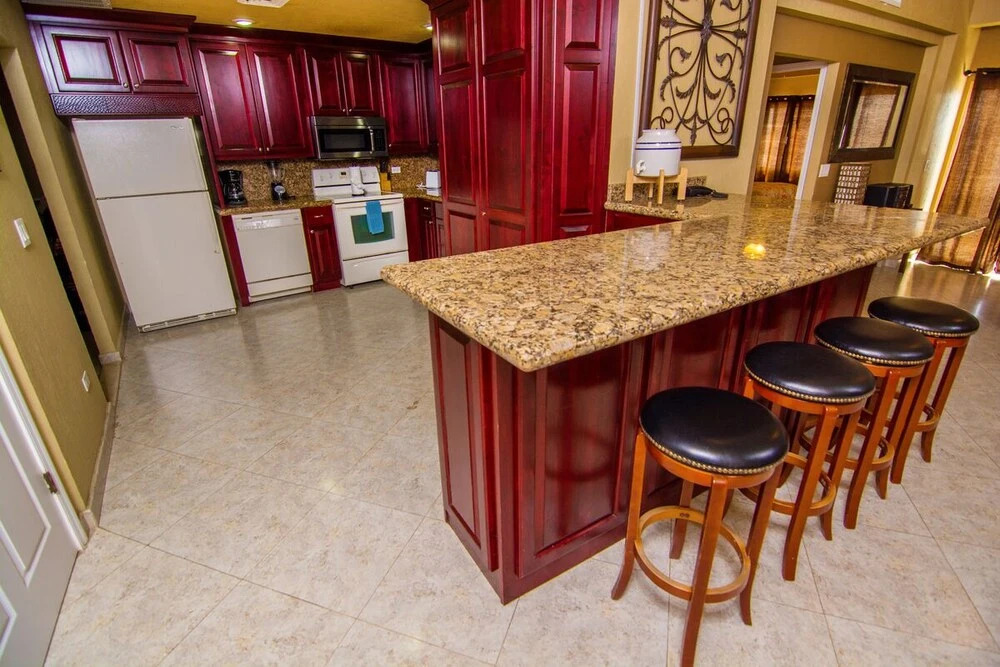 Bonita 702 - 3 Br Condo