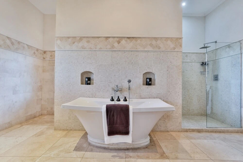 Cayman Villa - Contemporary 4 bedroom Villa with Stunning Ocean Views 4 Villa by RedAwning