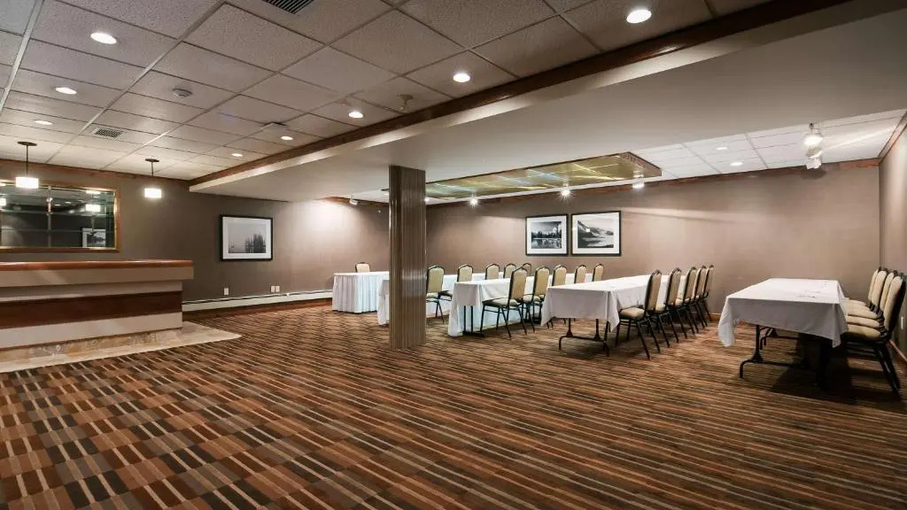 Jasper Inn & Suites by INNhotels