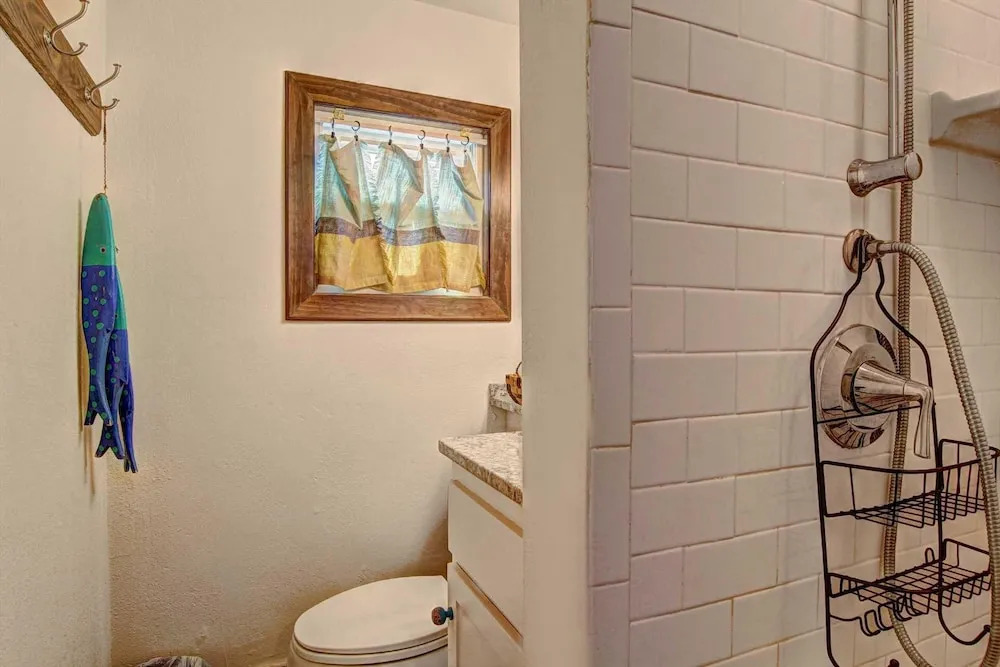 Lorna Beach - 1 Br Home