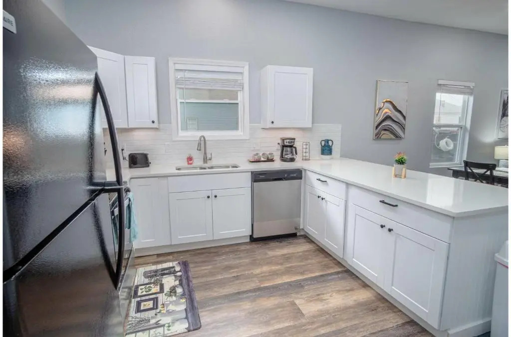 Captivating 4BR 2BA Home Near Awesome Downtown