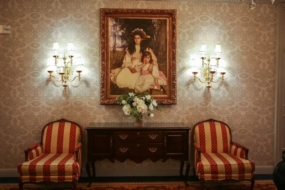 Bristol Hotel