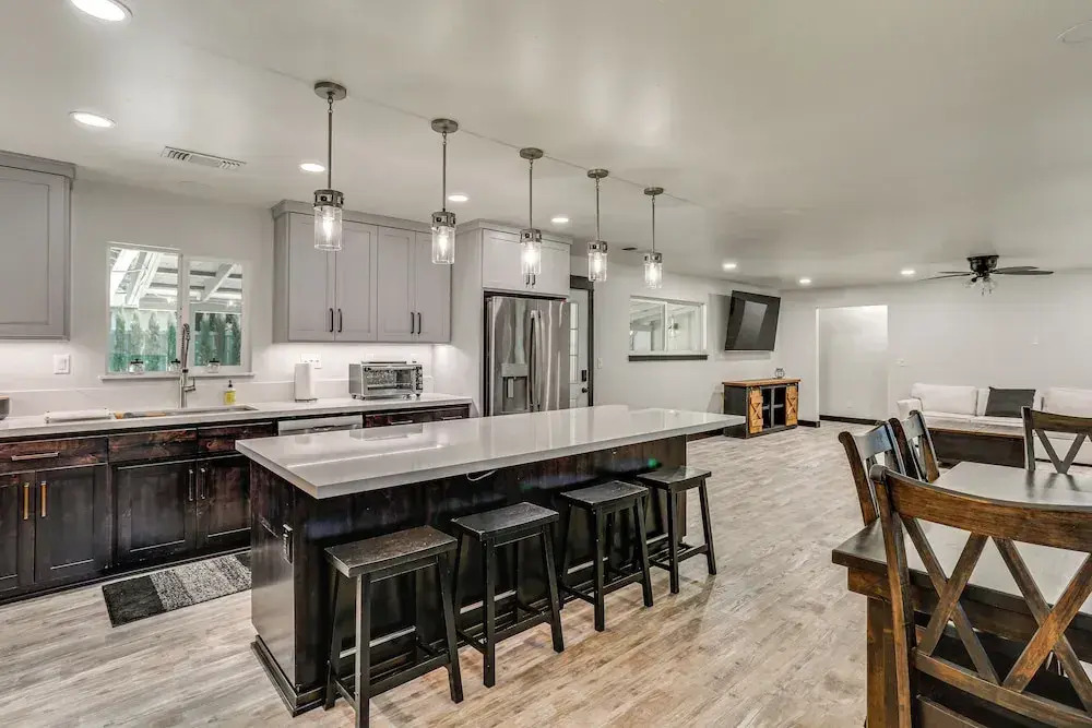 Backyard Oasis w/ Hot Tub & Views: Weaverville Gem