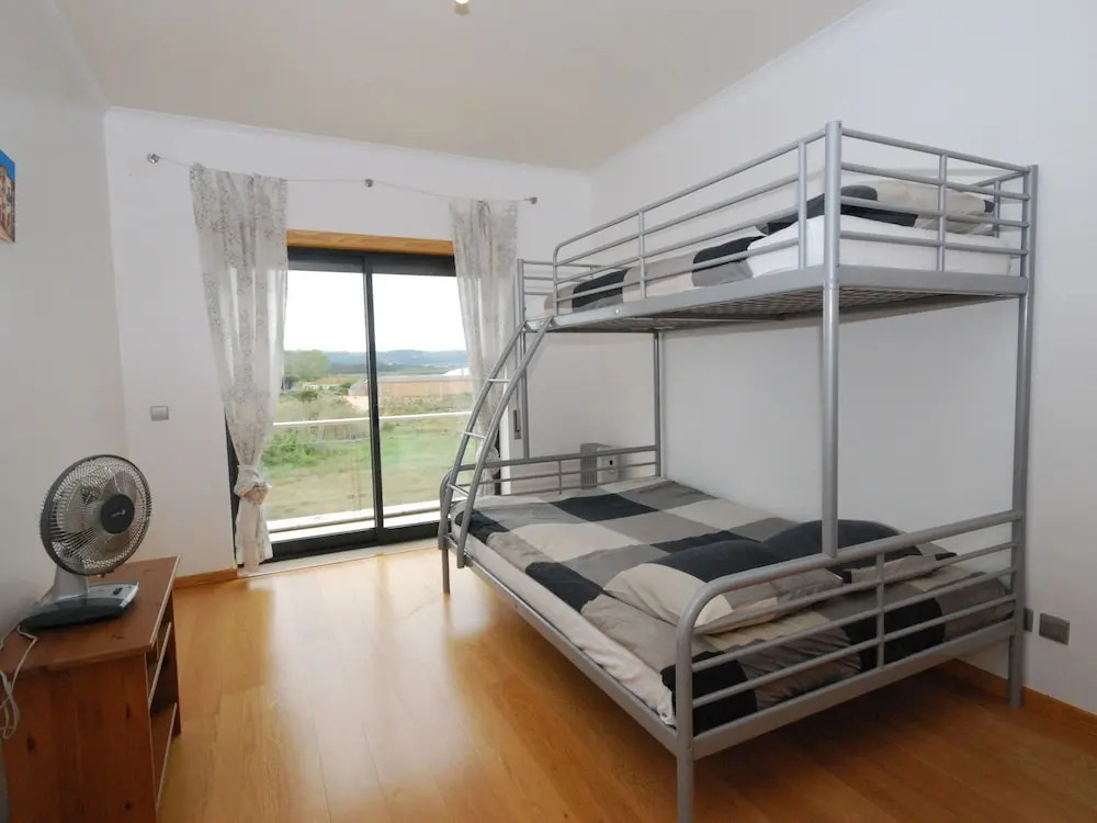 Attractive Holiday Home Near the Beach