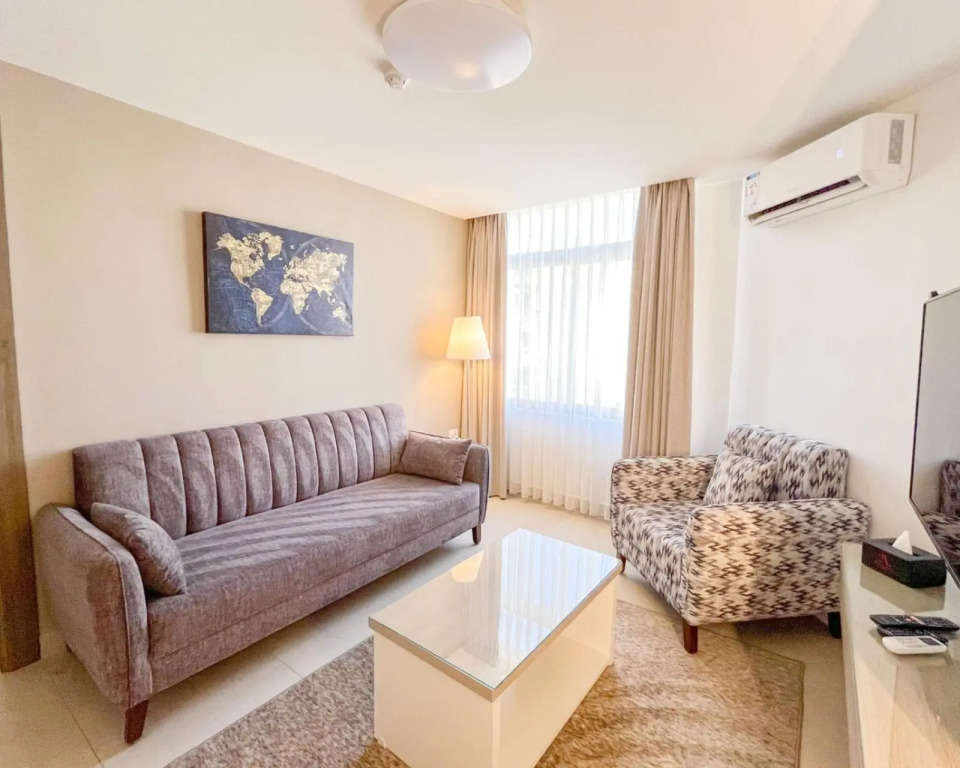 Red Carpet Hotel & Suites