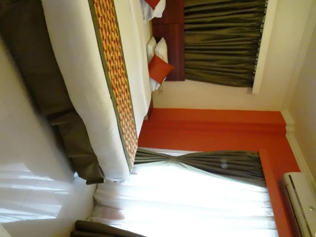 Nestor Hotel, Mumbai