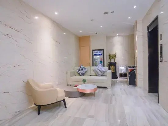 Yasite Hotel (Suizhou Wenfeng Caodianzi Street Branch)