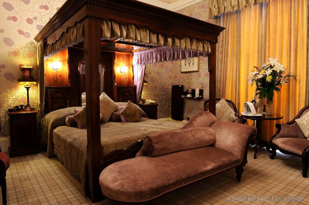 The Roseate Edinburgh - Small Luxury Hotels of the World