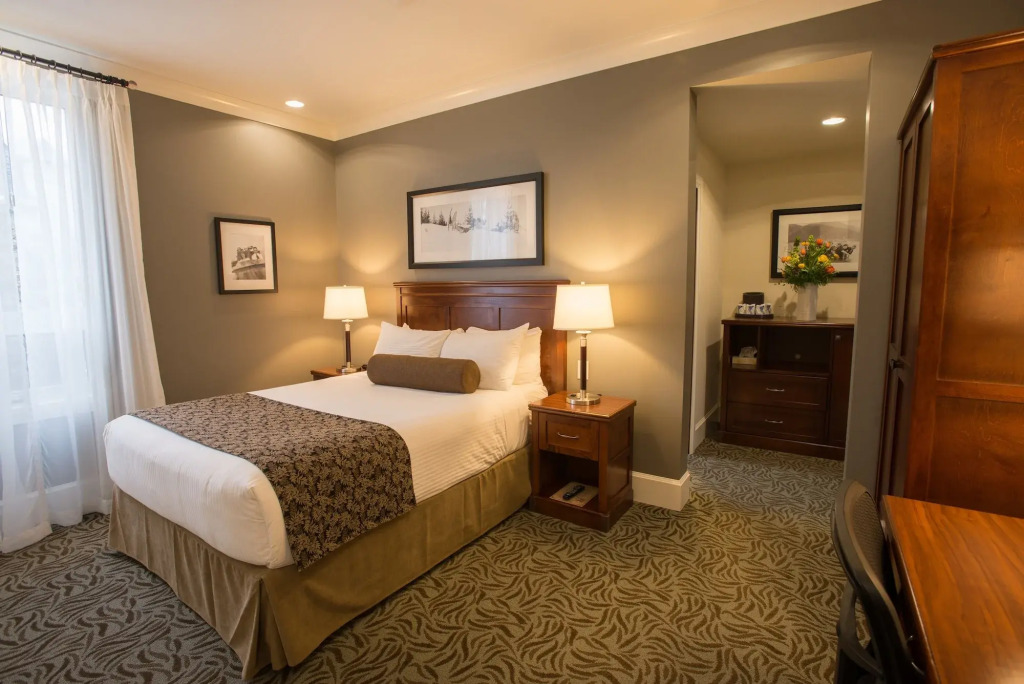Hume Hotel & Spa