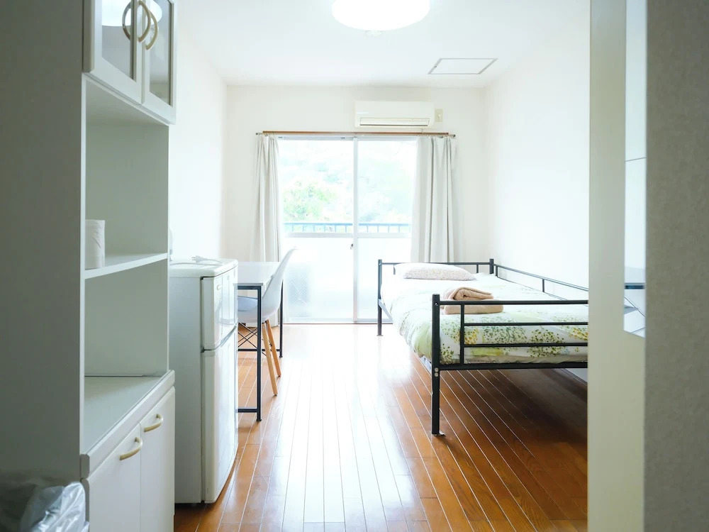 Osaka English House