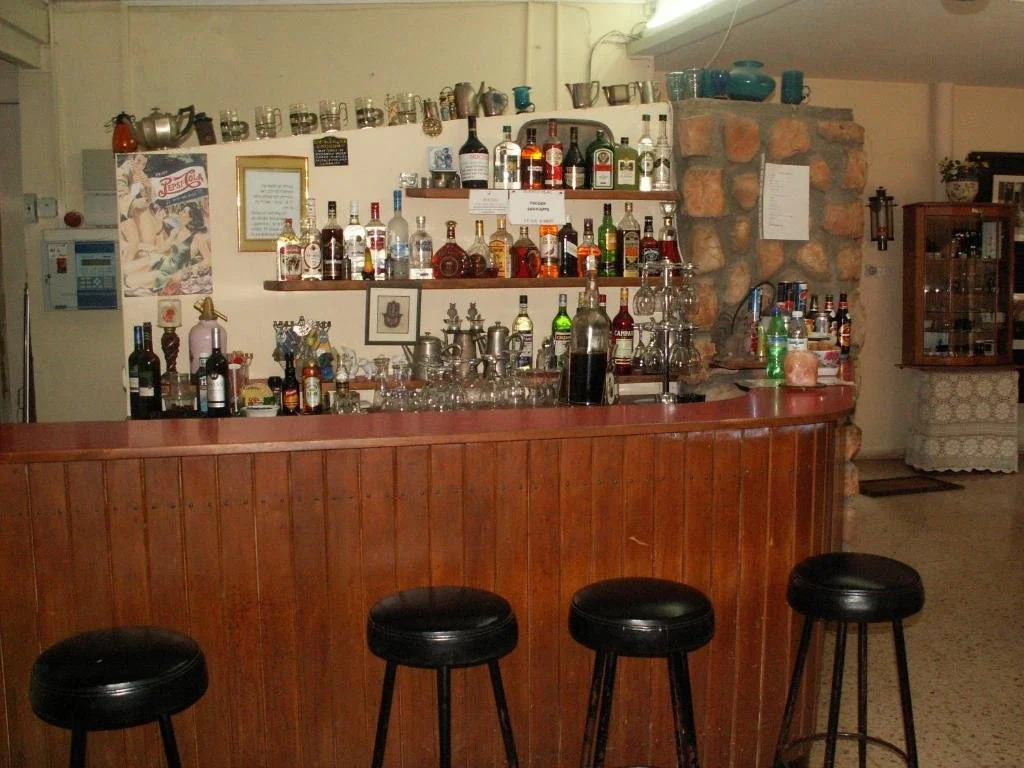Safed Inn