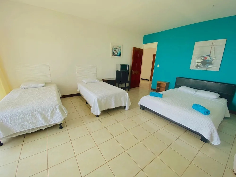 Hotel Las Brisas