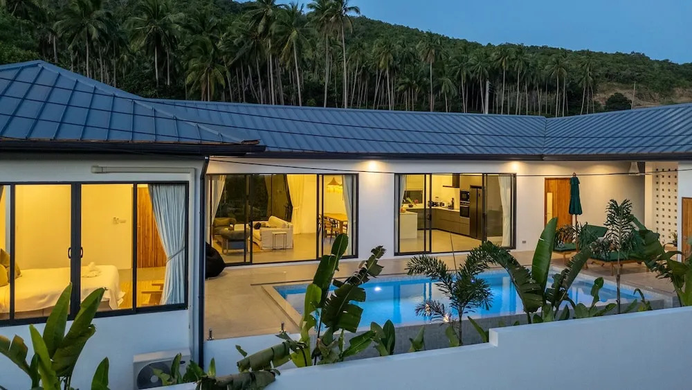 Modern 3 Bedroom Villa! KBR16