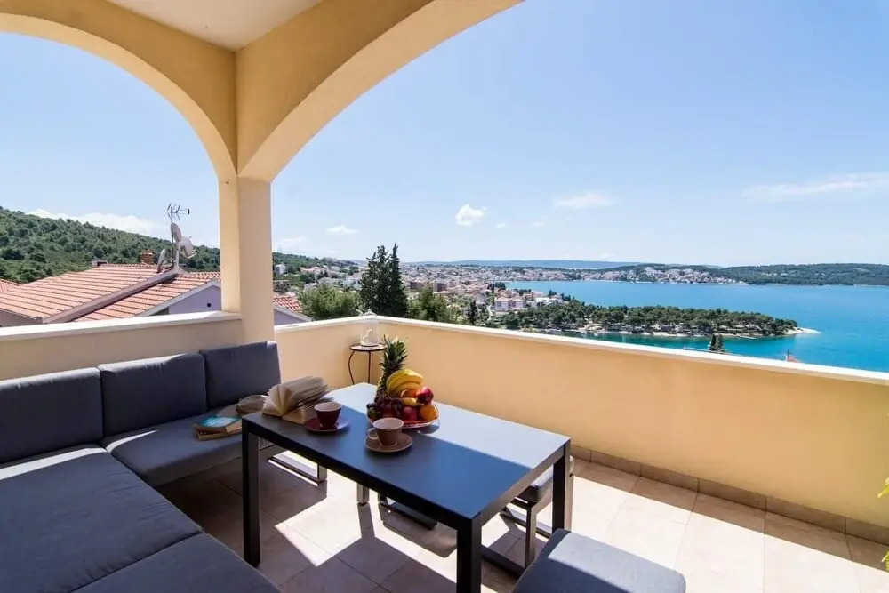Tom - Panoramic sea View - A1