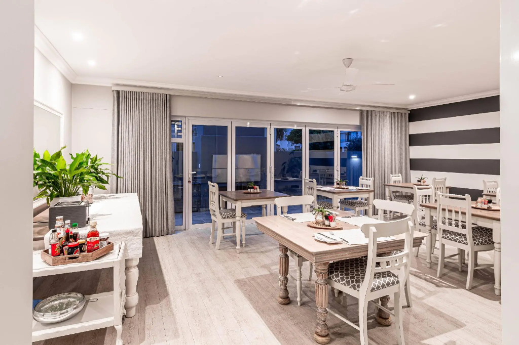 Whale Coast Ocean Villa