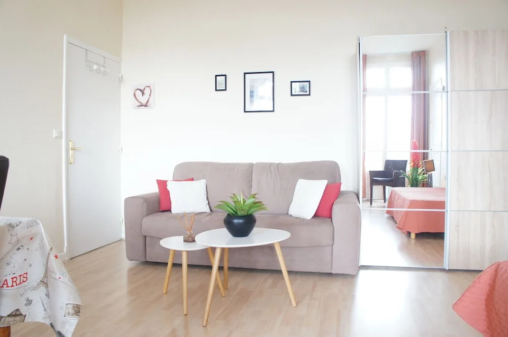 LOrient Palace Apartments