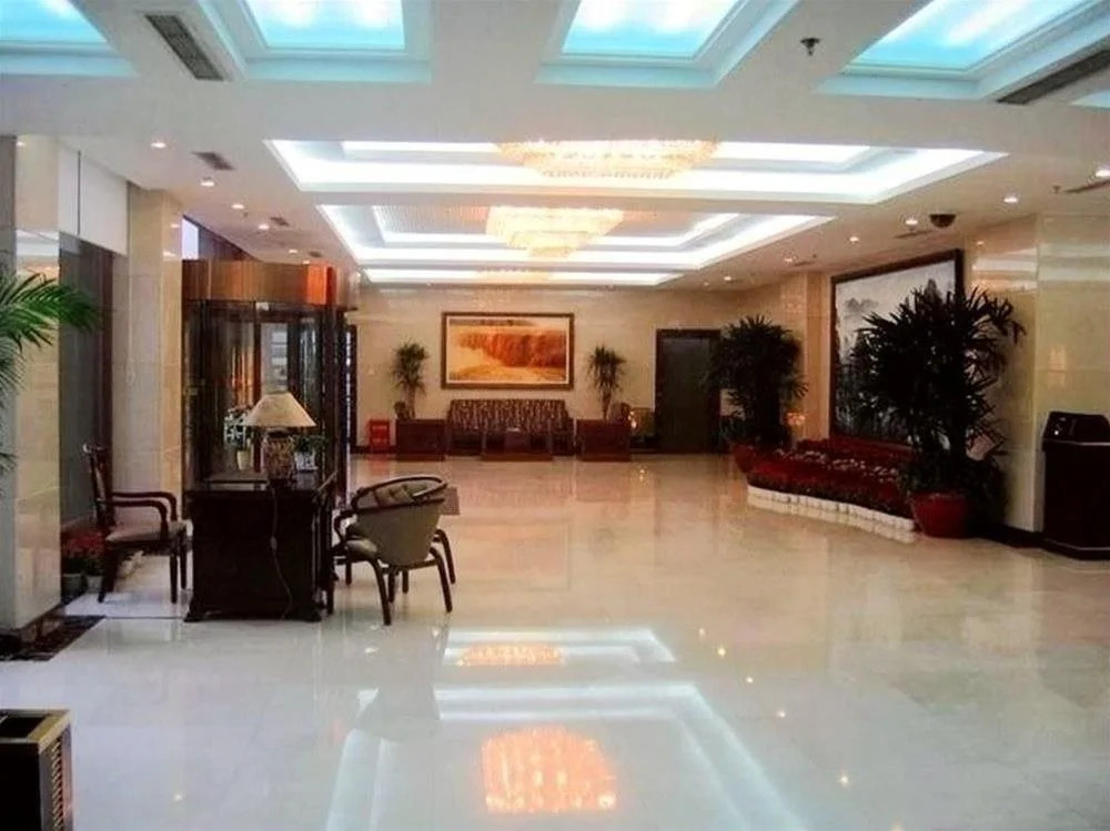 Phoenix Tree Hotel