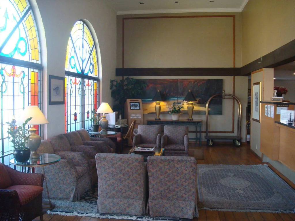 Portside Inn & suites