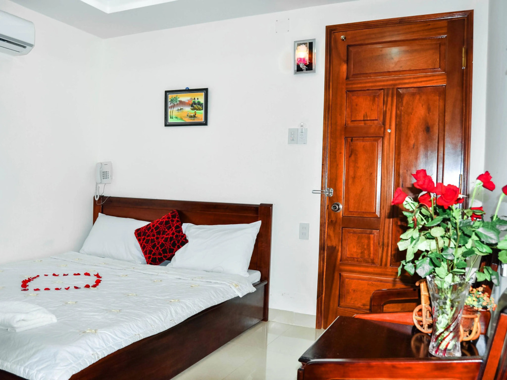 Que Huong Hotel