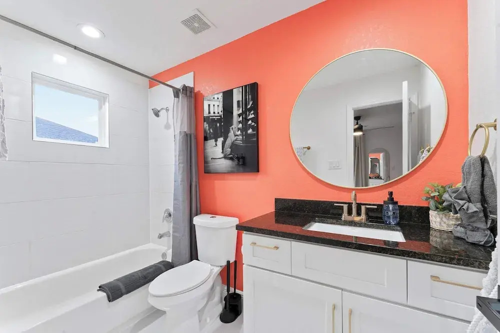 NRG Medcenter 2BD 2 5BA w Fencedyard Washerdryer