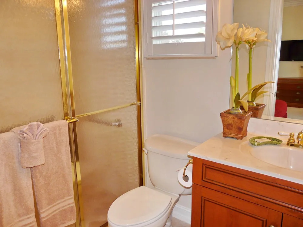 Pet-friendly waterfront home near beach with pool