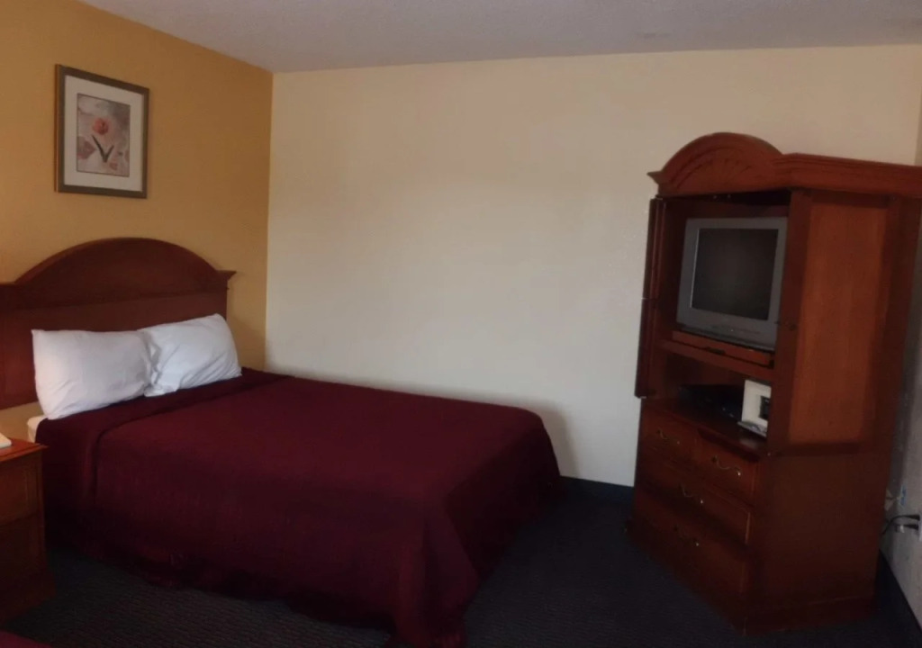 Americas Best Value Inn-Savannah