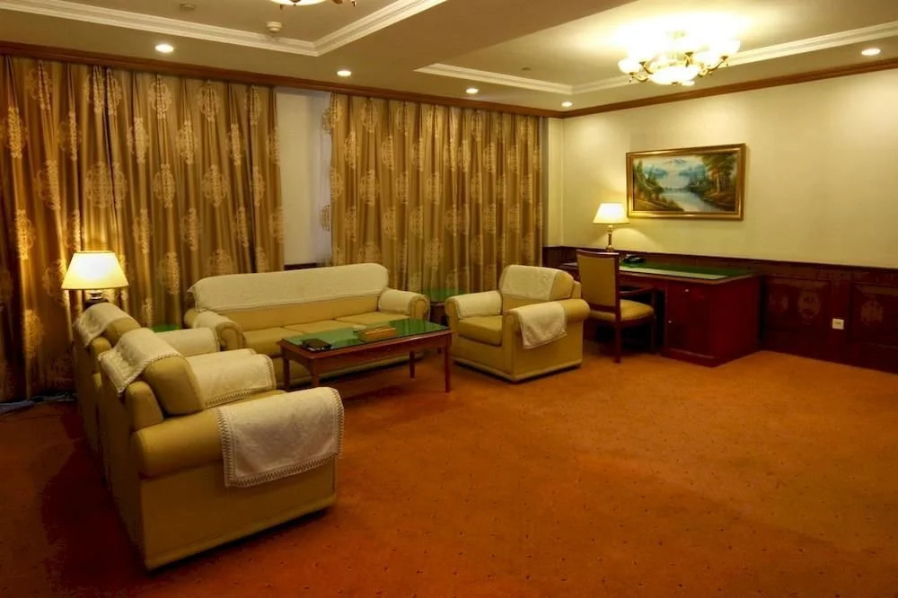 Guoerzhao Hotel