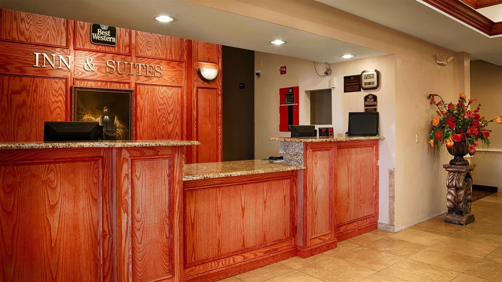 Best Western Plus Monahans Inn and Suites