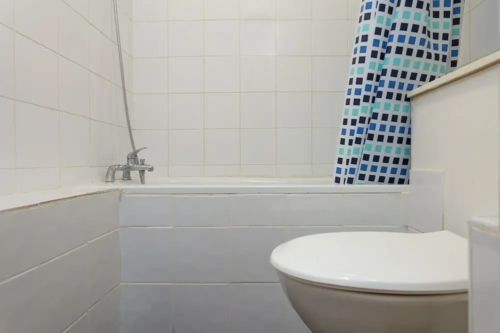 2 Bed Apartment In Kensington