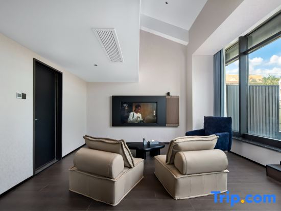 Yangzhou Slender West Lake Garden Hotel