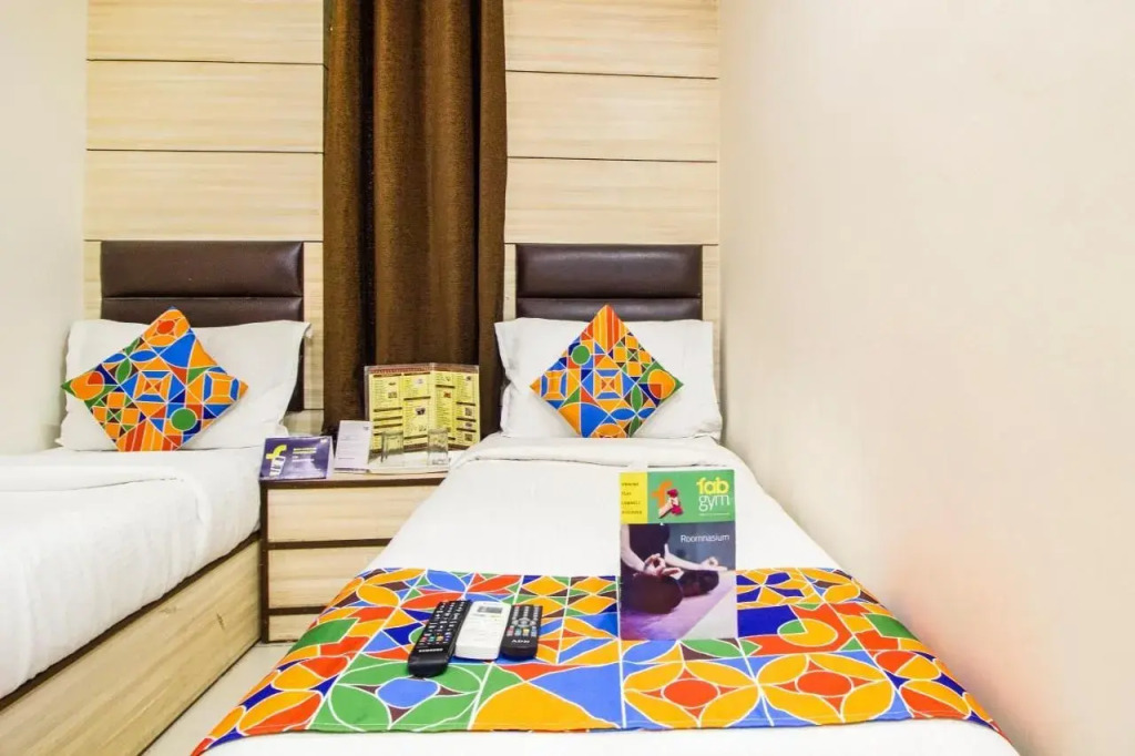 FabExpress Le Continental - Nr New Delhi Railway Station