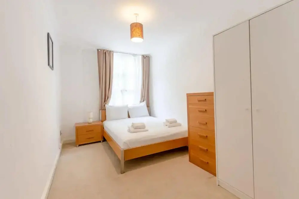 Stunning 2 Bedroom Apartment in the Heart of Westminster
