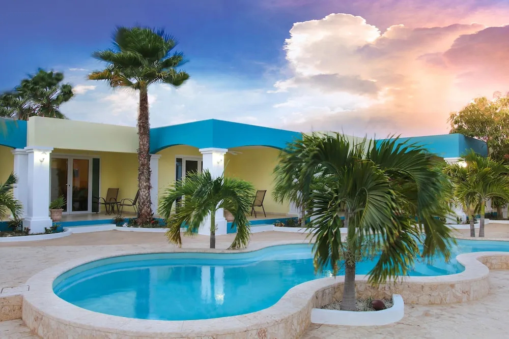 Aqua Viva Suites