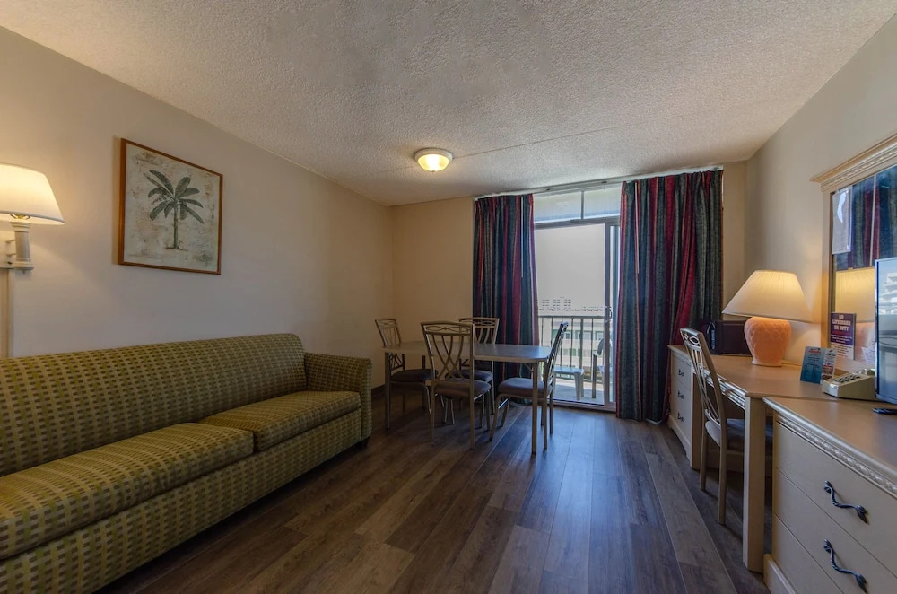 Royal Hawaiian Motel