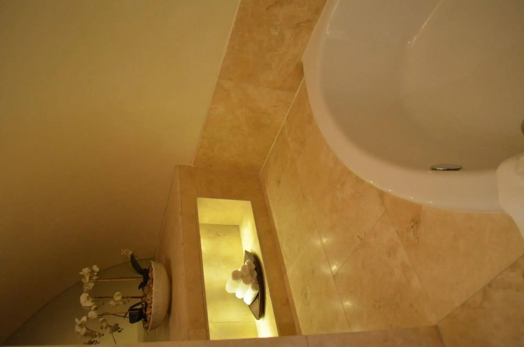 Apsley House Hotel