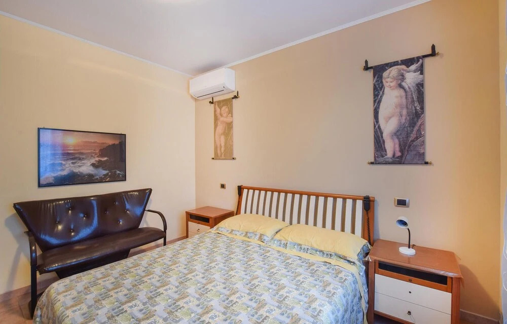 Stunning Home in Palmi With Wifi and 2 Bedrooms
