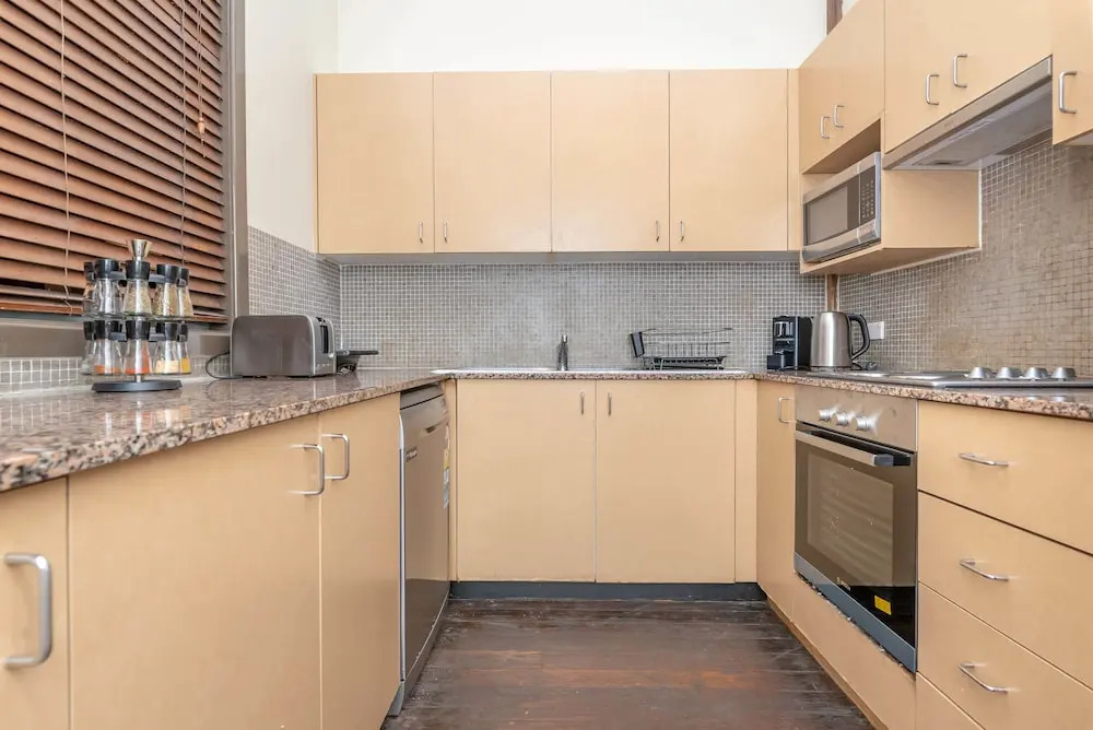 AirM8 Apartments the Oaks